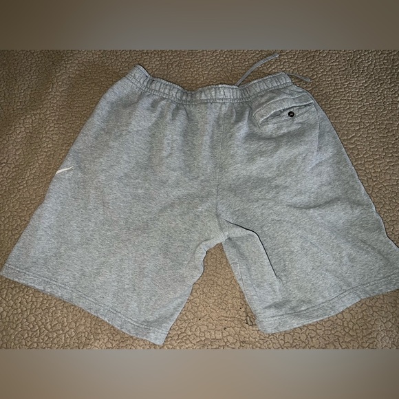 2/30 Nike Men's Athletic Gray Shorts with White Logo - Picture 2 of 6